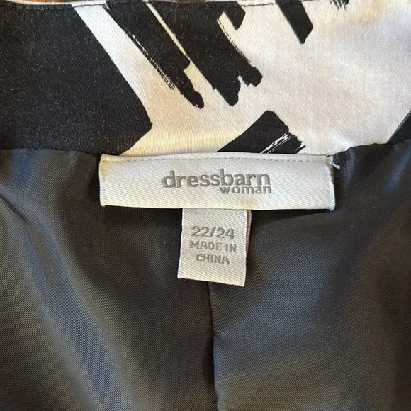 Dressbarn Woman black and white dress jacket - Picture 3 of 8